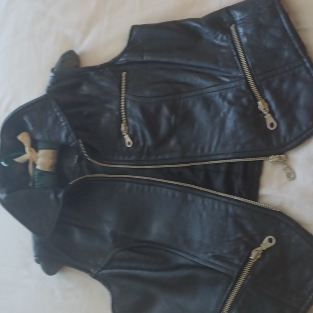 COPY - Women's  nappa leather vest SP